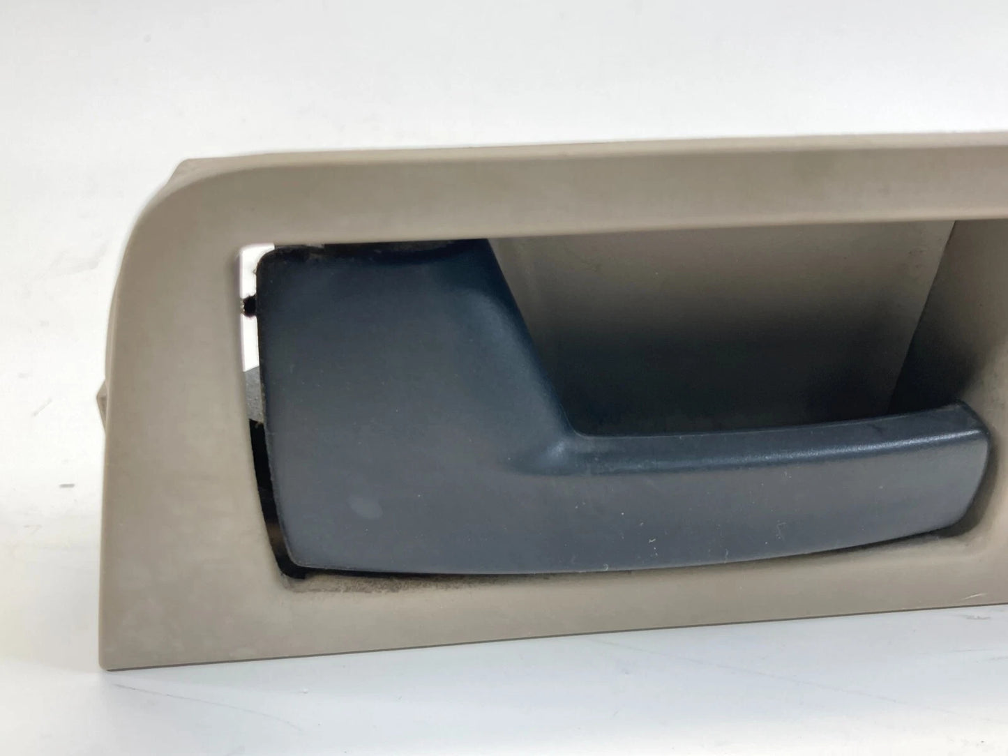2008 09 10 2011 FORD FOCUS FRONT LEFT INTERIOR DOOR HANDLE W/ LOCK SWITCH OEM
