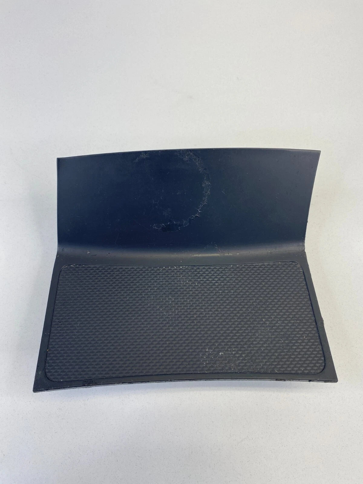 2010-2013 HYUNDAI TUCSON FRONT FLOOR CENTER CONSOLE TRAY TRIM PANEL 84631-2S100
