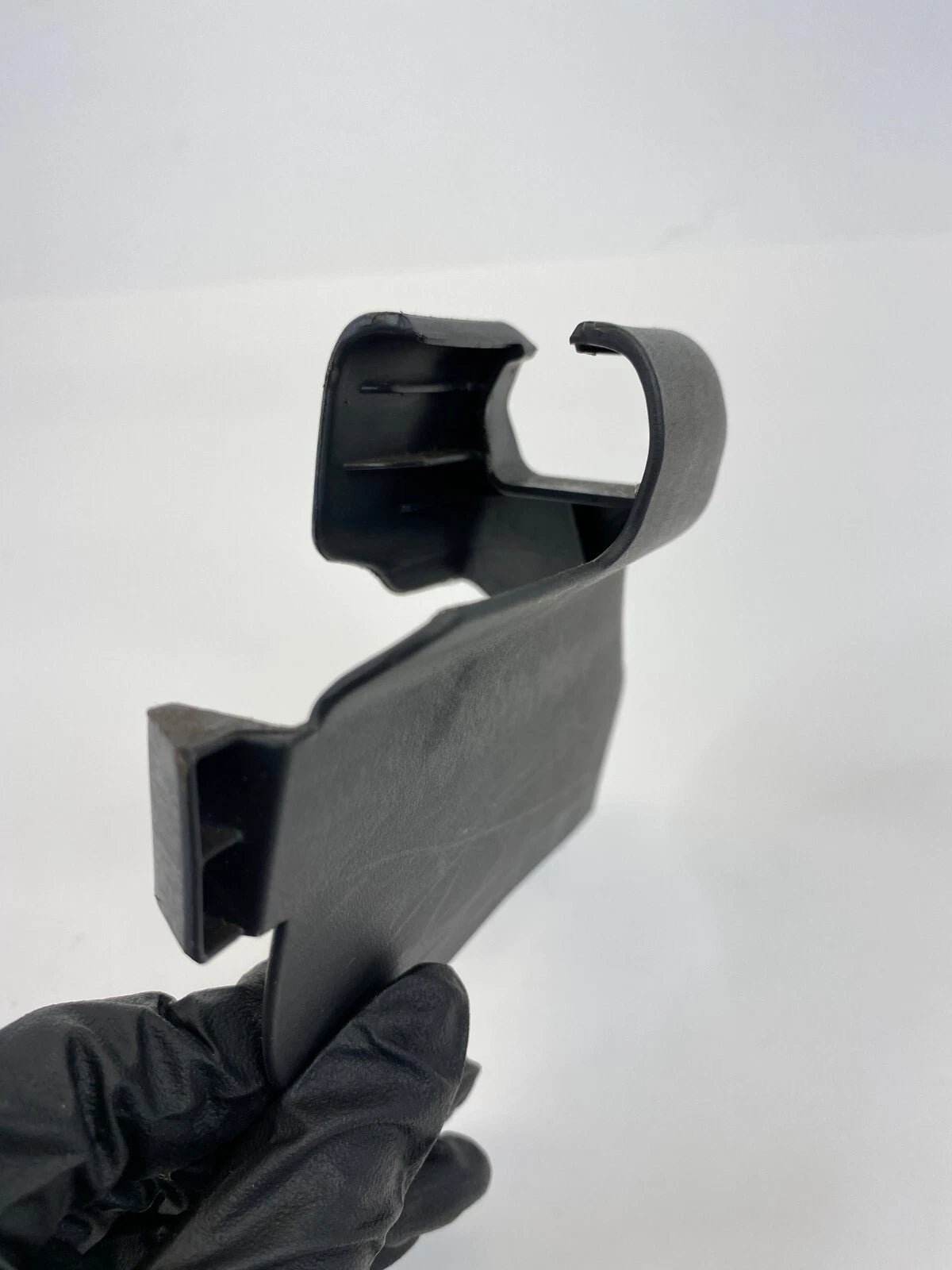 2009-2013 TOYOTA COROLLA LEFT SEAT TRACK BRACKET INNER COVER TRIM 72158-02130