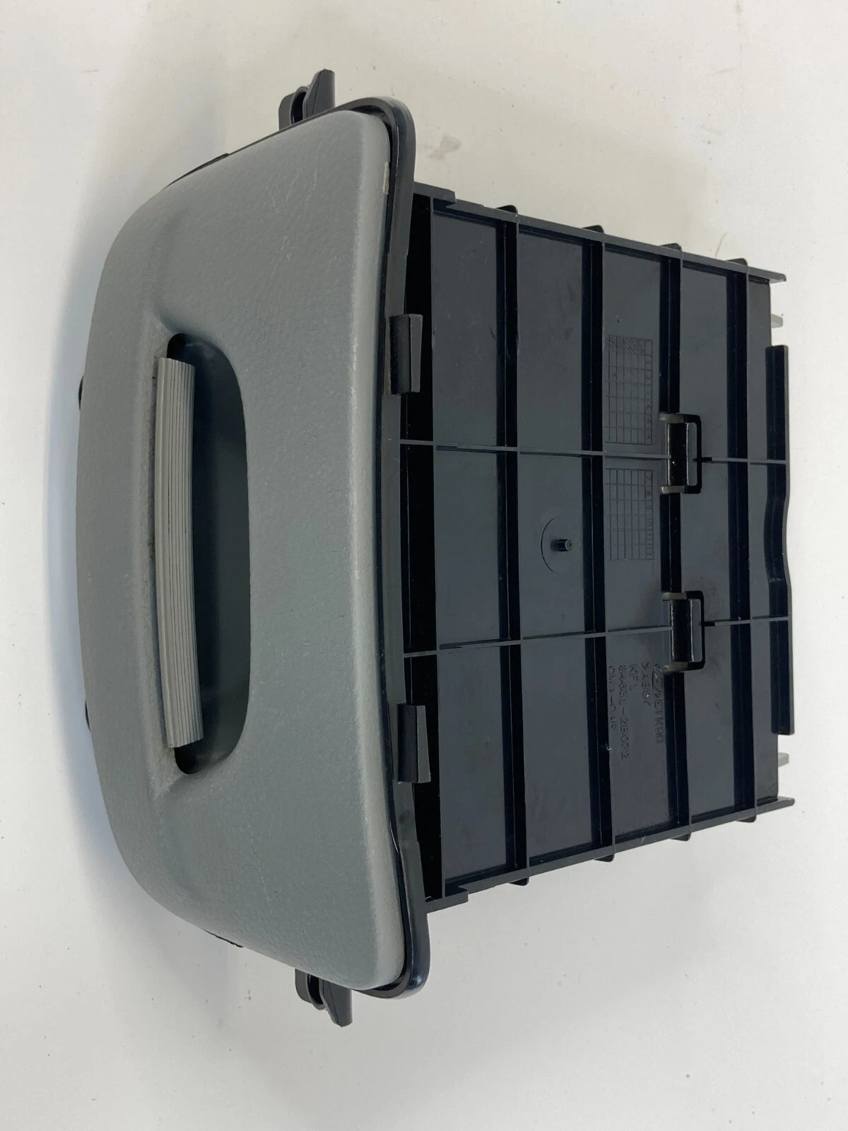 07-09 HYUNDAI SANTA FE REAR CENTER CONSOLE STORAGE BIN BOX INSERT 84631-2B072