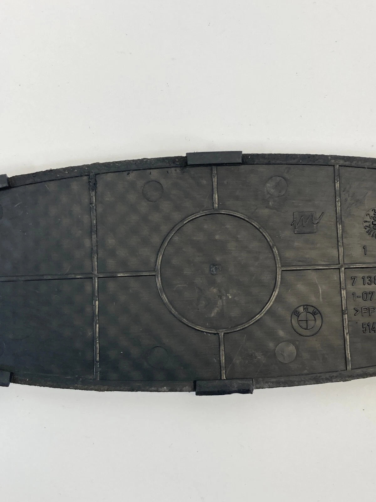 07 08 09 10 11 12 13 14 MINI COOPER FRONT FLOOR INSERT FOOT REST COVER 7138446