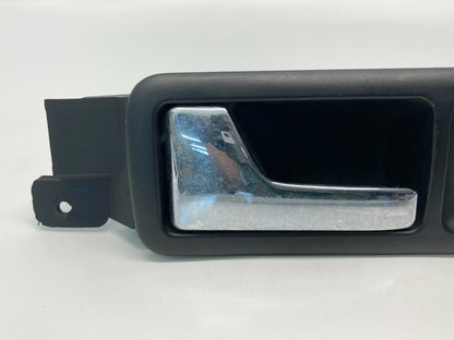 2001-2005 VOLKSWAGEN PASSAT REAR LEFT SIDE INTERIOR DOOR HANDLE 3B0839113 OEM