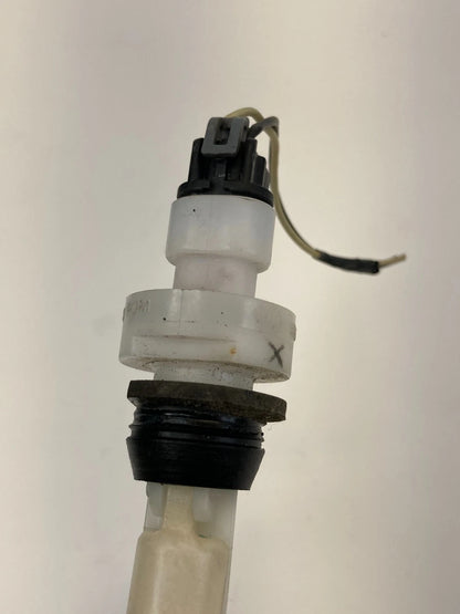 2006 2007 2008 PONTIAC GRAND PRIX WINDSHIELD WASHER FLUID LEVEL SENSOR OEM
