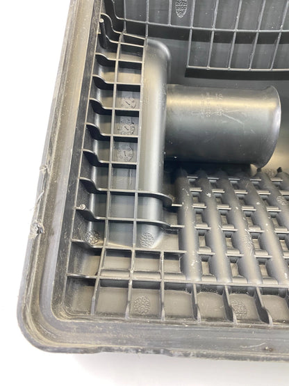 2011-2014 HYUNDAI SONATA 2.4L AT AIR INTAKE CLEANER BOX UPPER COVER TRIM OEM