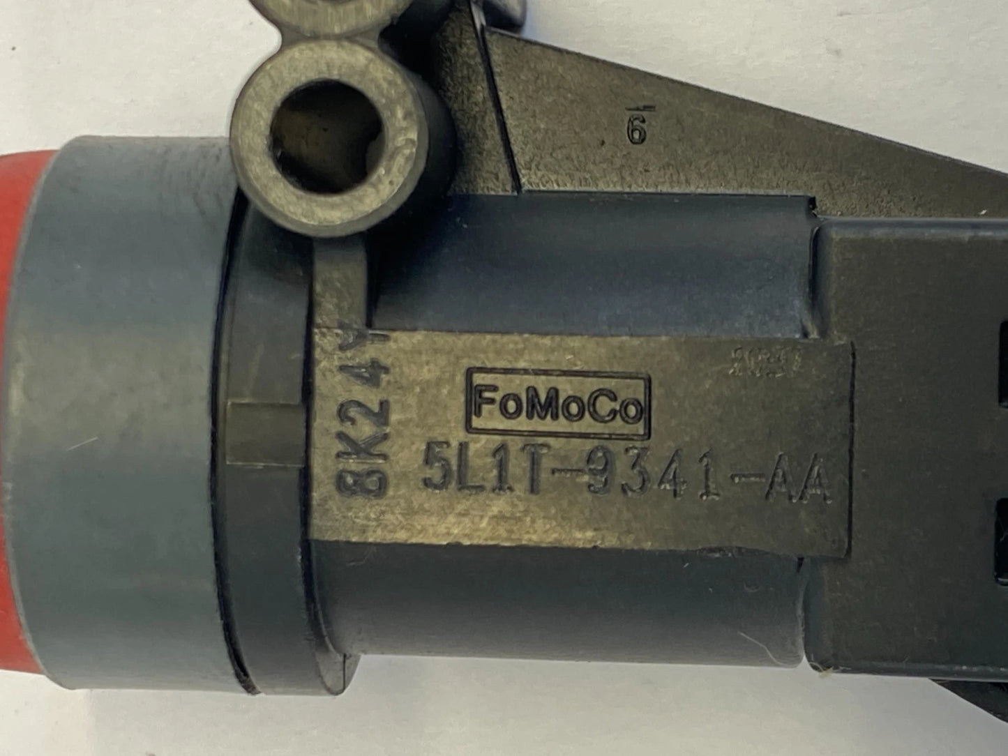 2008-2012 FORD ESCAPE FRONT INERTIA FUEL SHUTOFF SWITCH 5L1T-9341-AA OEM