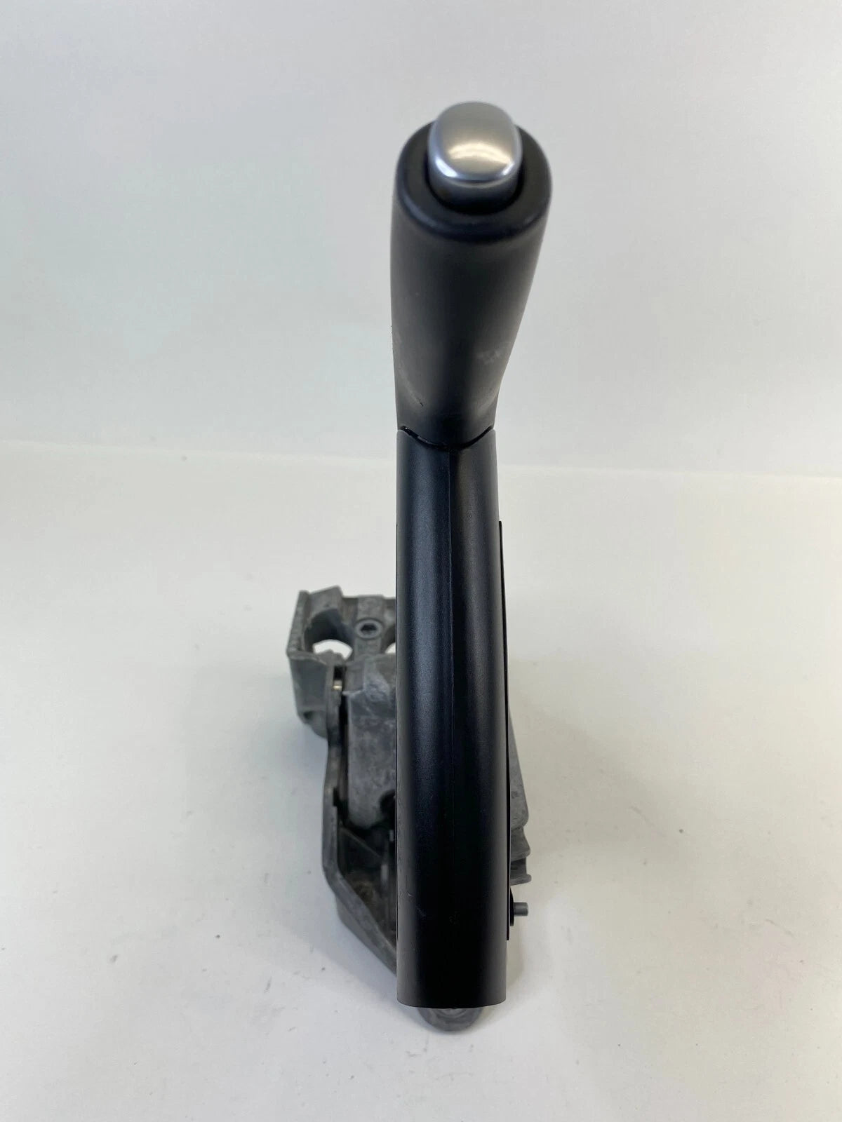 2006-2013 AUDI A3 QUATTRO EMERGENCY PARKING BRAKE CONTROL LEVER 8P0-711-303-C