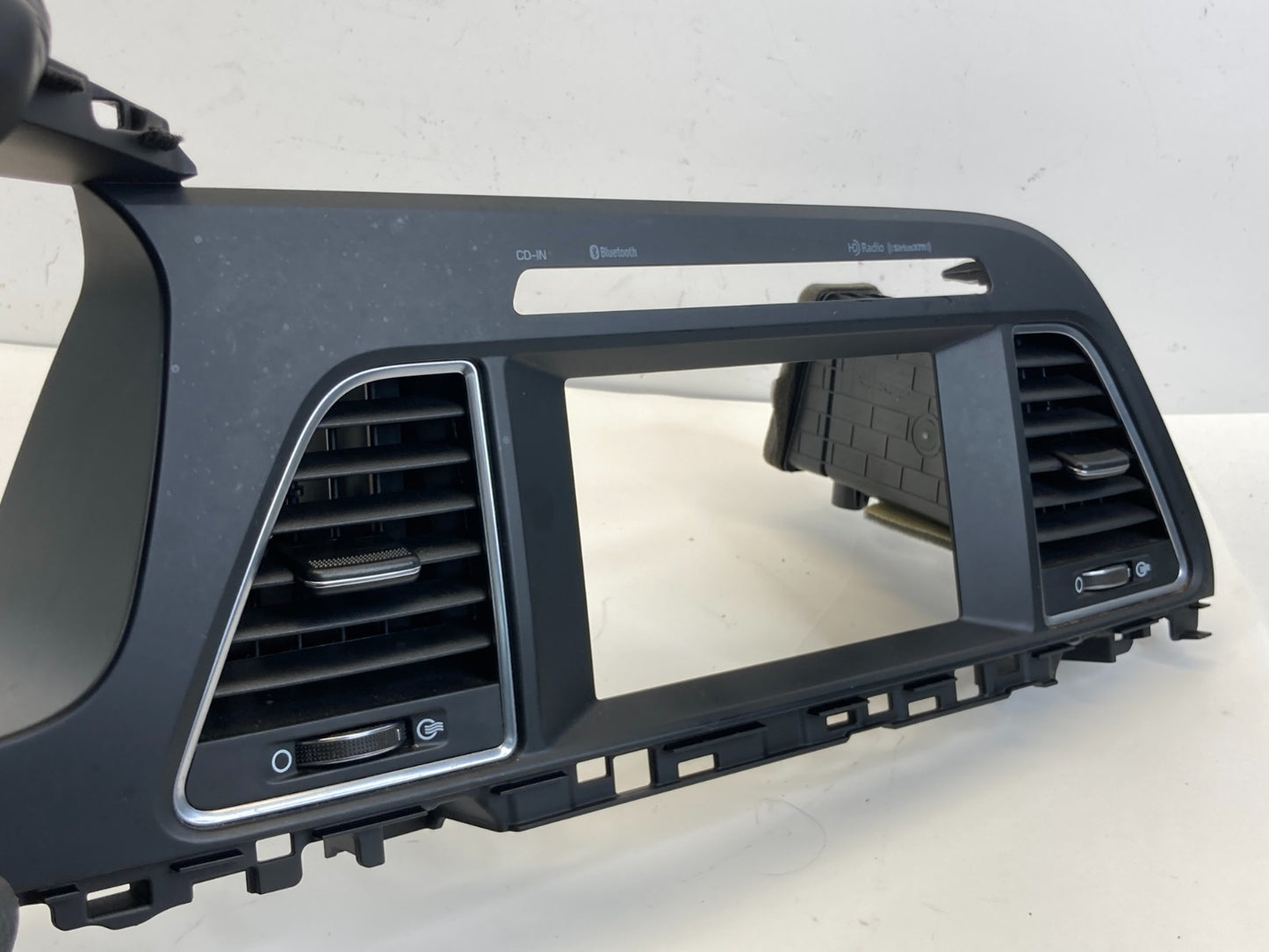 2015 2017 Hyundai Sonata Dash Upper Panel w/ Steering Column Cover & Air Vent