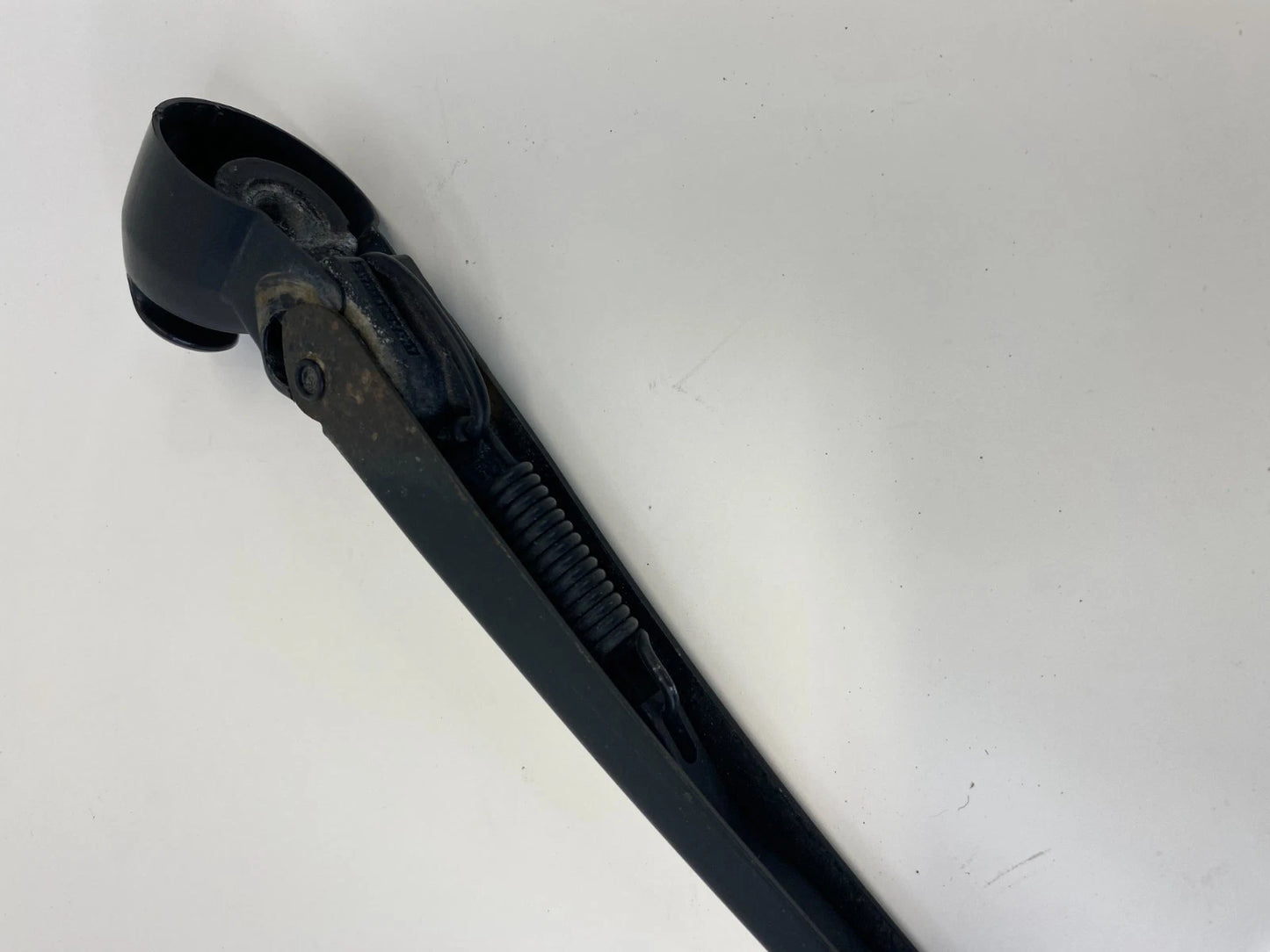 2001-2005 MERCEDES C240 WAGON REAR WIPER ARM BACK WINDSHIELD OEM