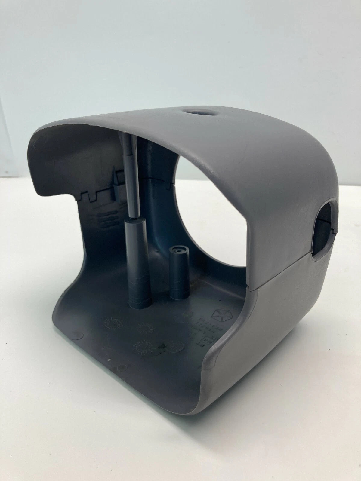1996-2000 PLYMOUTH GRAND VOYAGER STEERING COLUMN COWL SHROUD COVER OEM GR70TRM