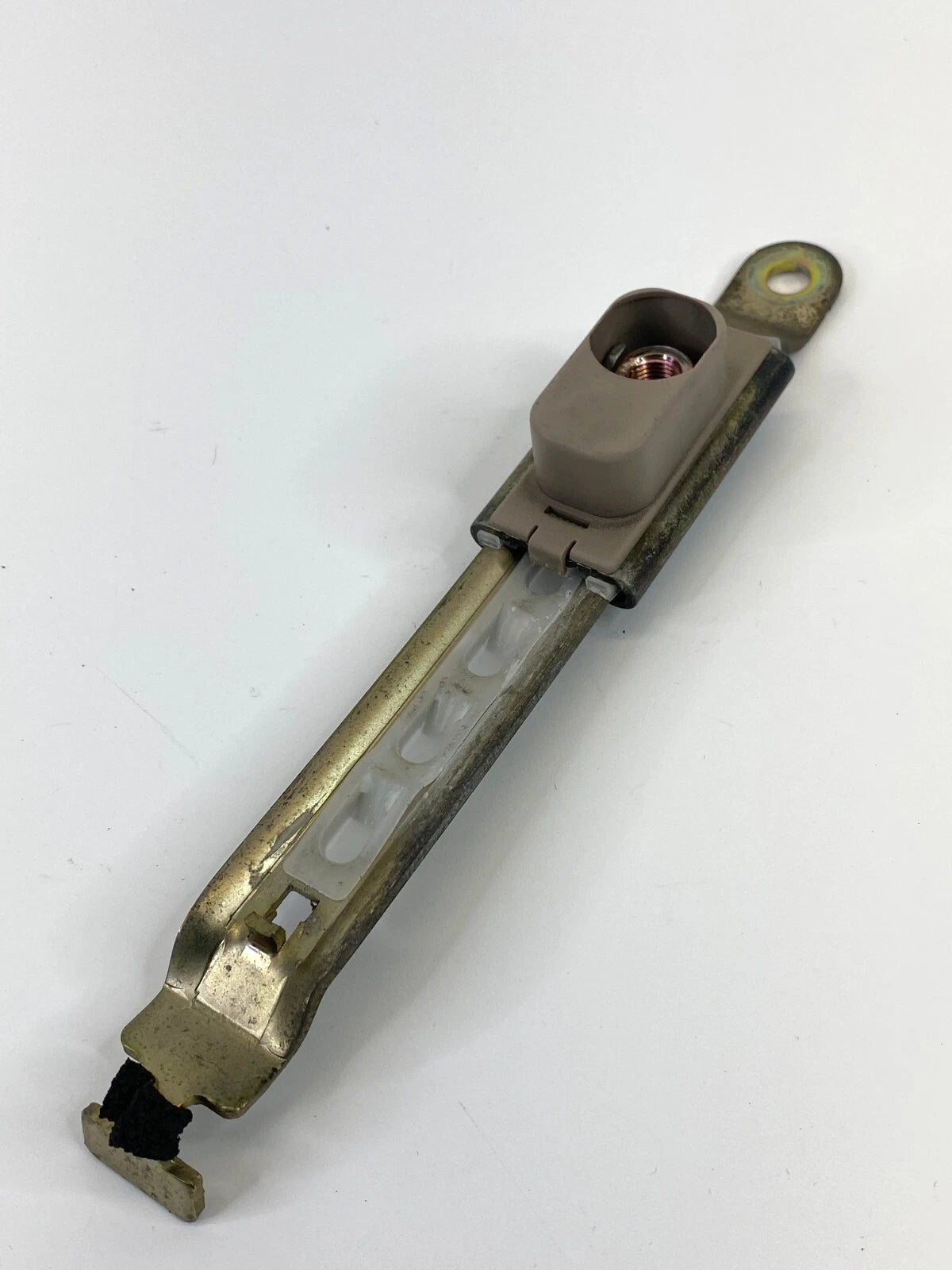 1999-2001 LEXUS ES300 FRONT LEFT OR RIGHT SIDE SEAT BELT HEIGHT ADJUSTER OEM