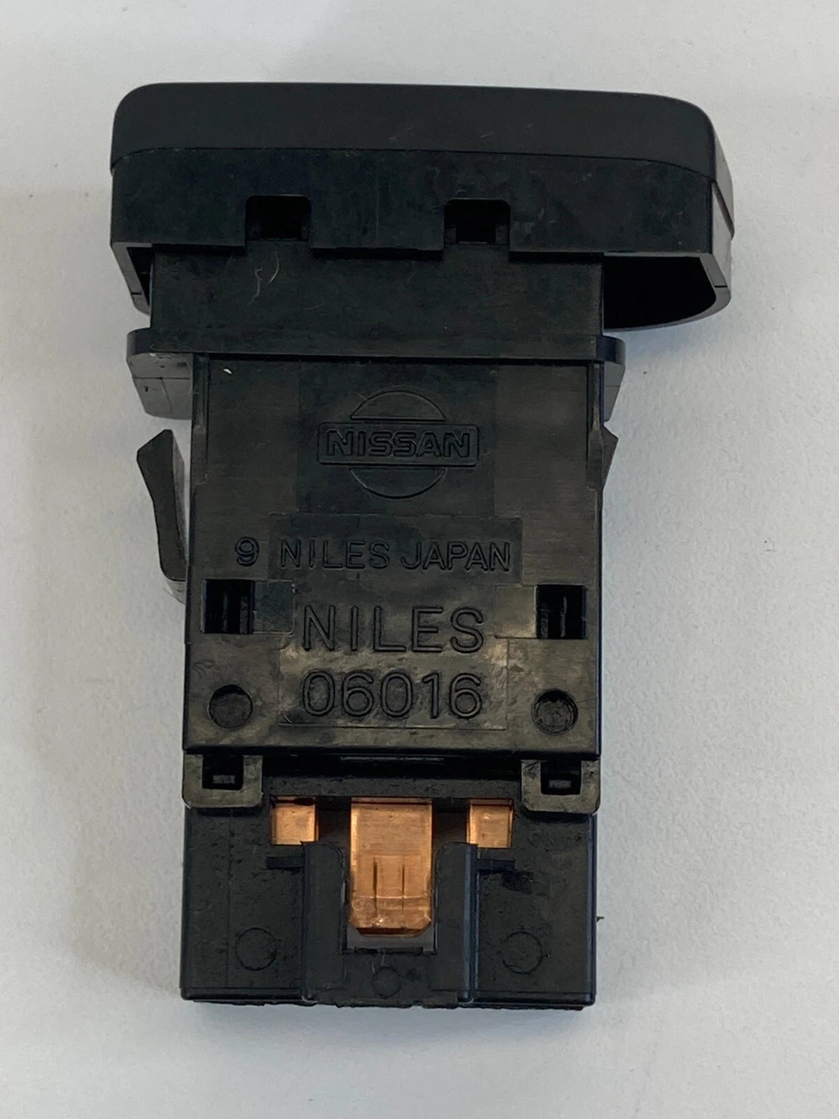 2001 2002 2003 2004 NISSAN PATHFINDER DASHBOARD DEFROST CONTROL SWITCH BUTTON