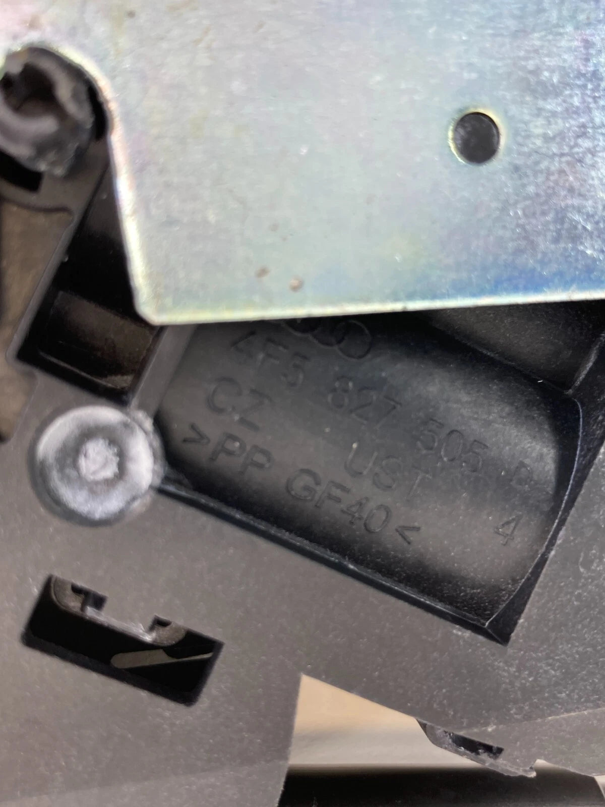 2005-2011 AUDI A6 QUATTRO REAR TRUNK LOCK LATCH ACTUATOR RELEASE 4F5827505D OEM