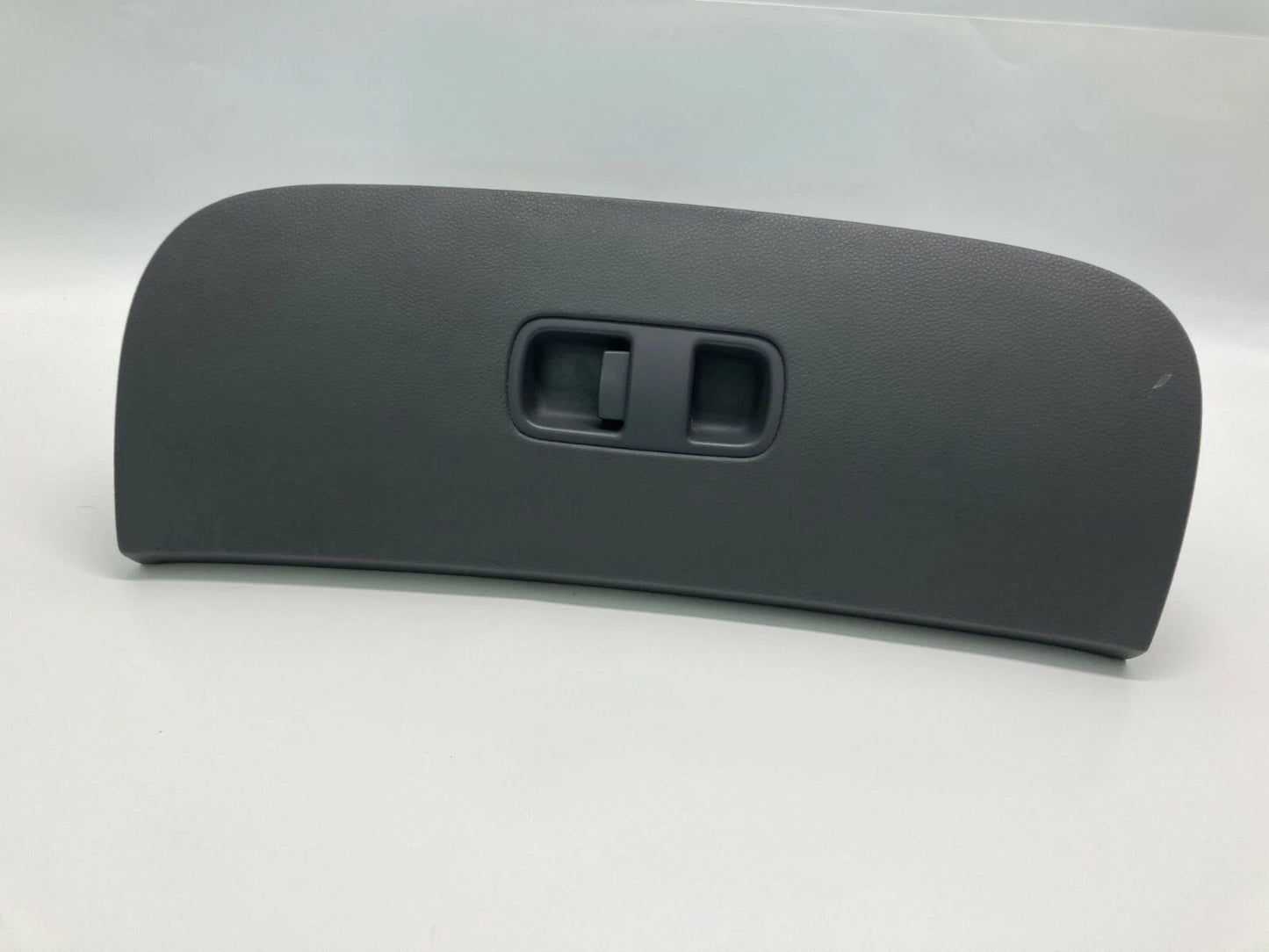 2006-2010 KIA SEDONA DASH UPPER GLOVE BOX STORAGE COMPARTMENT 4D847-35110