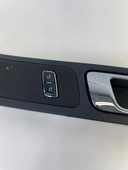 2016-2019 FORD POLICE INTERCEPTOR UTILITY FRONT RIGHT INSIDE DOOR HANDLE OEM