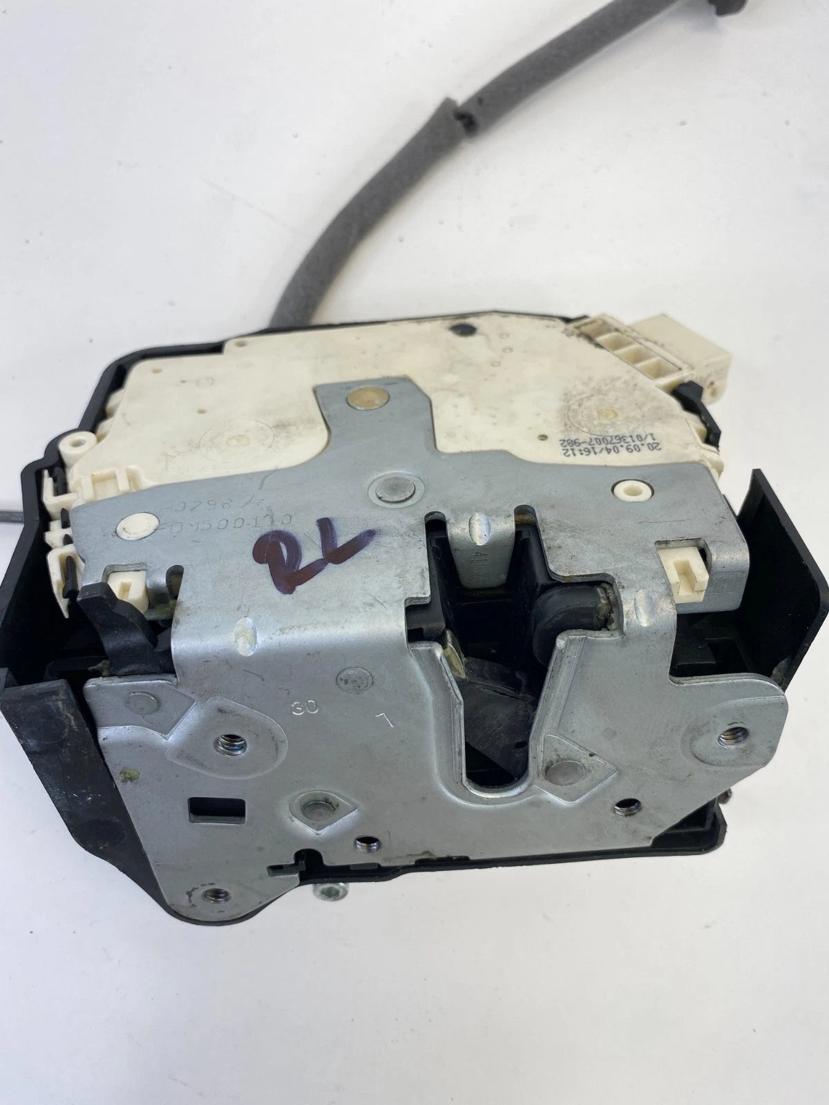 2003-2012 LAND ROVER RANGE ROVER REAR LEFT DOOR LOCK LATCH ACTUATOR OEM