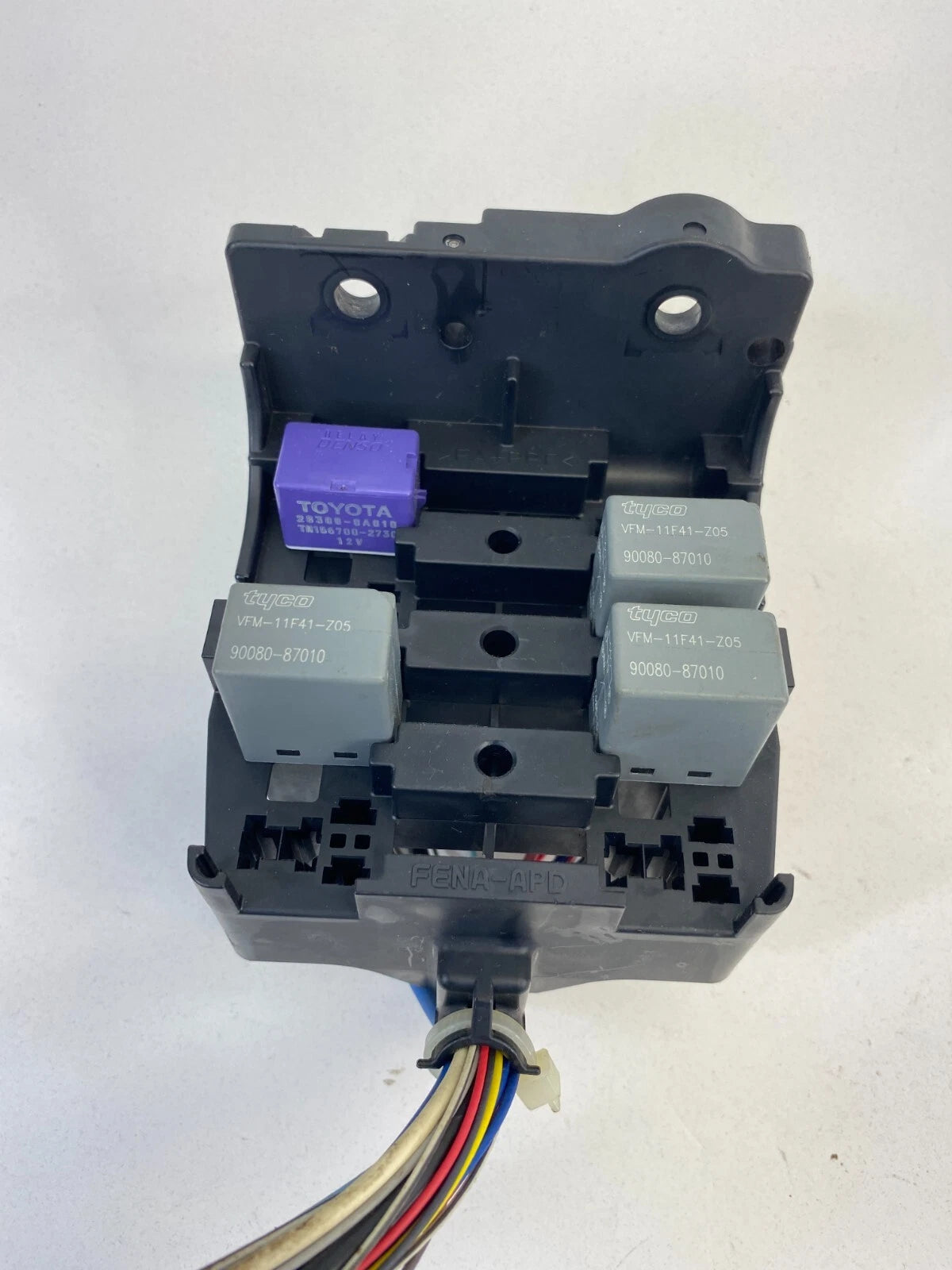 2009-2013 TOYOTA MATRIX 2.4L A/T FUSE RELAY FUSE BOX UNIT OEM