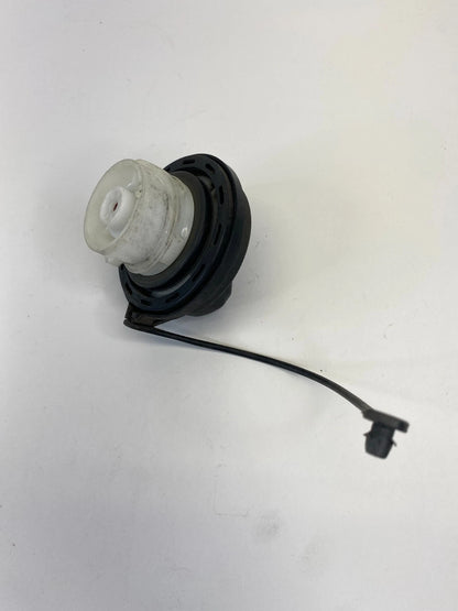 2004-2020 HYUNDAI ELANTRA 12-21 VELOSTER FUEL FILLER GAS CAP COVER OEM