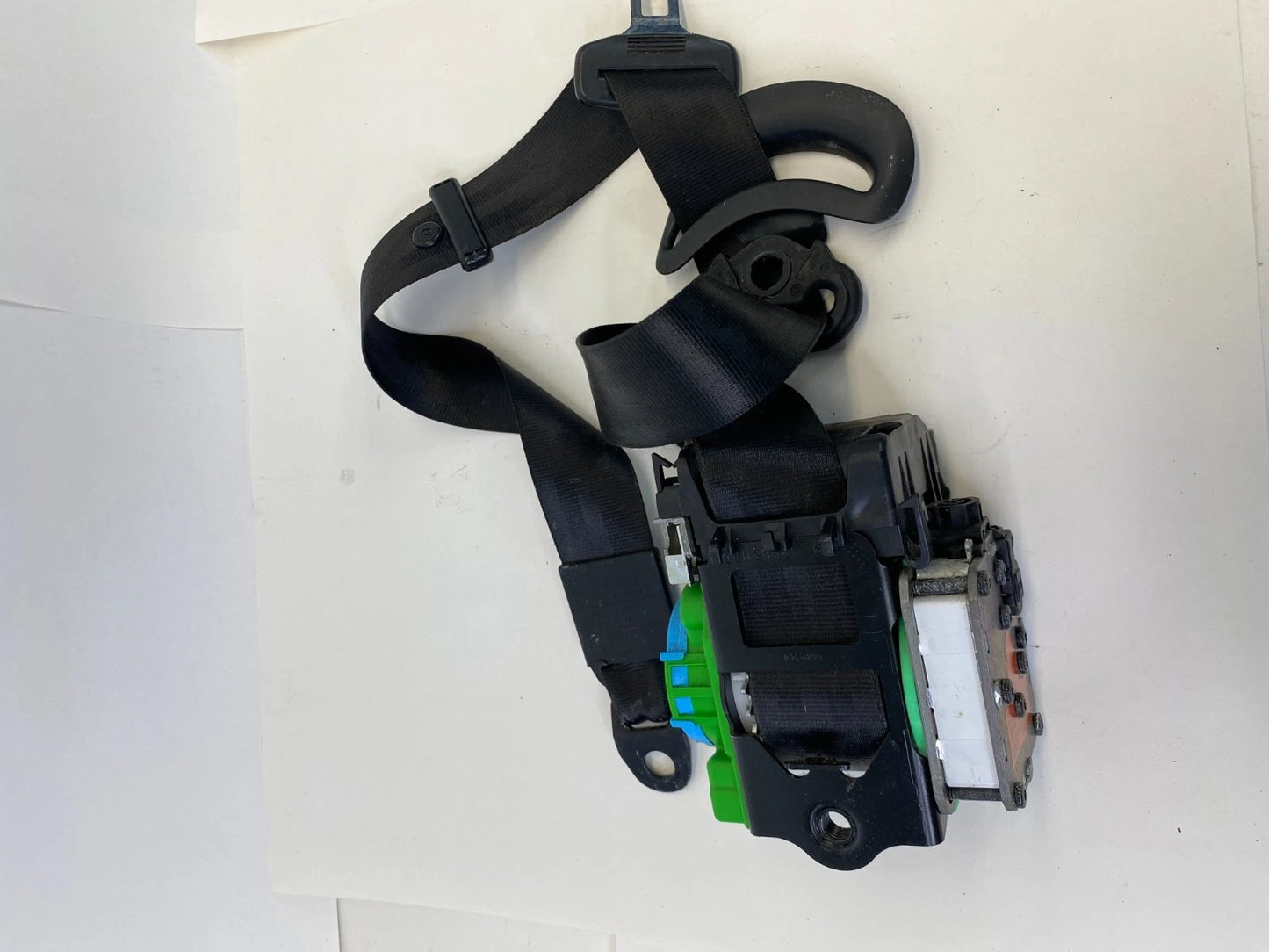 2008-2017 AUDI A5 QUATTRO FRONT LEFT DRIVER SIDE SEAT BELT RETRACTOR ASSY OEM