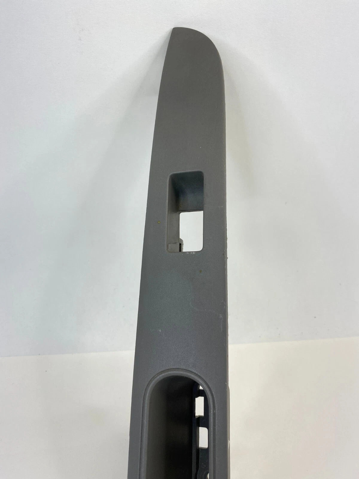 07-12 NISSAN SENTRA REAR LEFT DOOR WINDOW SWITCH BEZEL TRIM COVER OEM 82961ET000