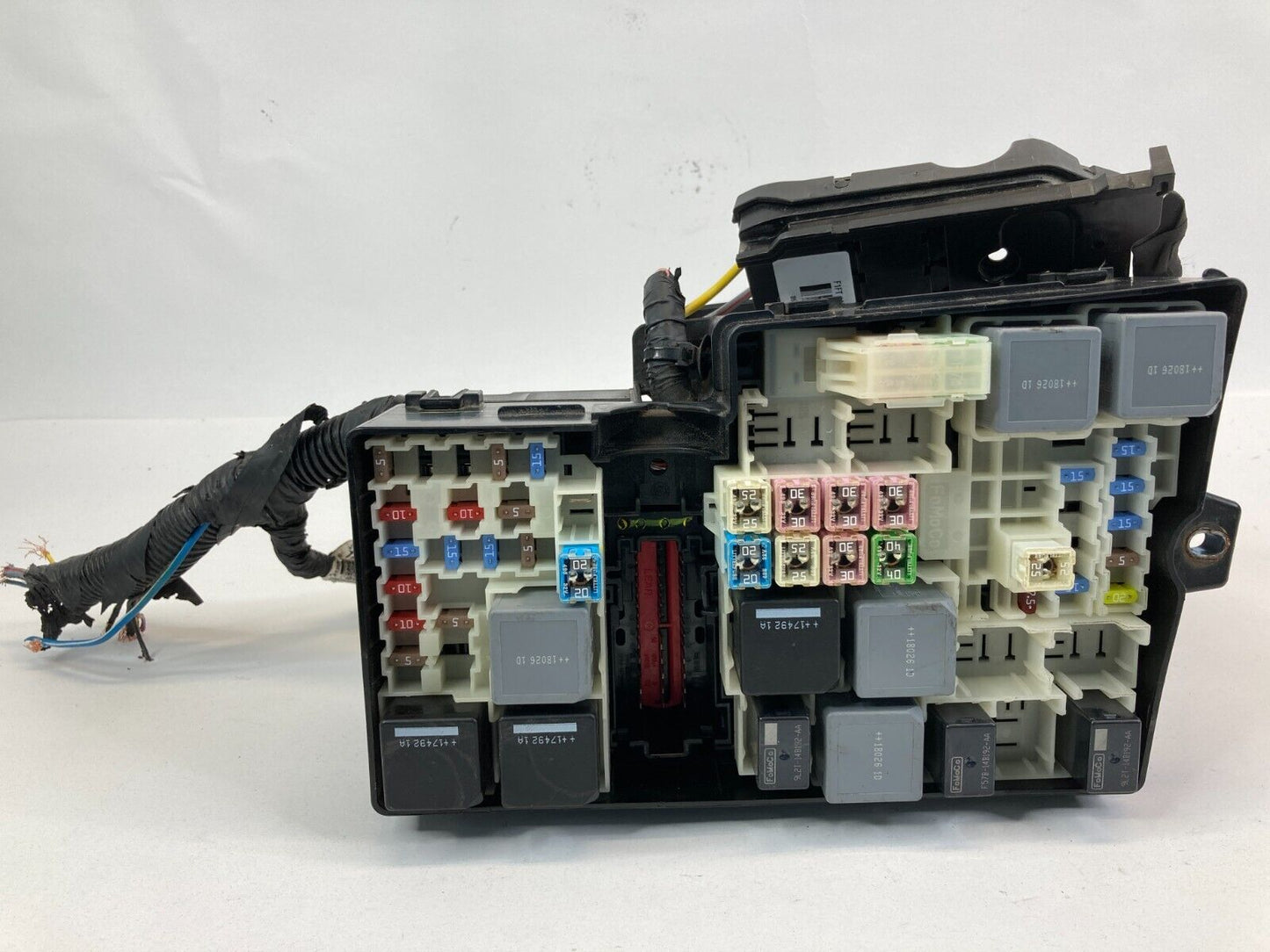 2018 Ford Focus SE HATCHBACK 2.0L L4 16V Engine Compartment Junction Fuse Box