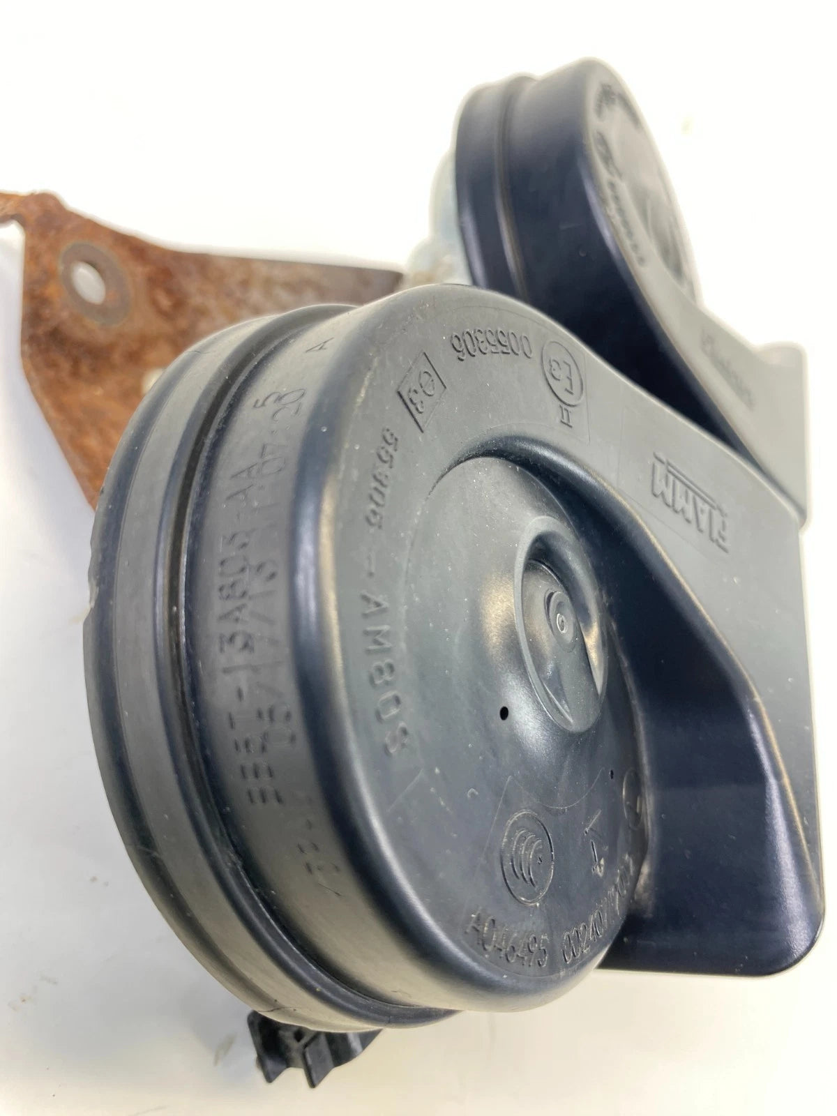 11-19 EXPLORER INTERCEPTOR UTILITY LOW & HIGH TONE HORN ALARM SIREN SIGNAL OEM