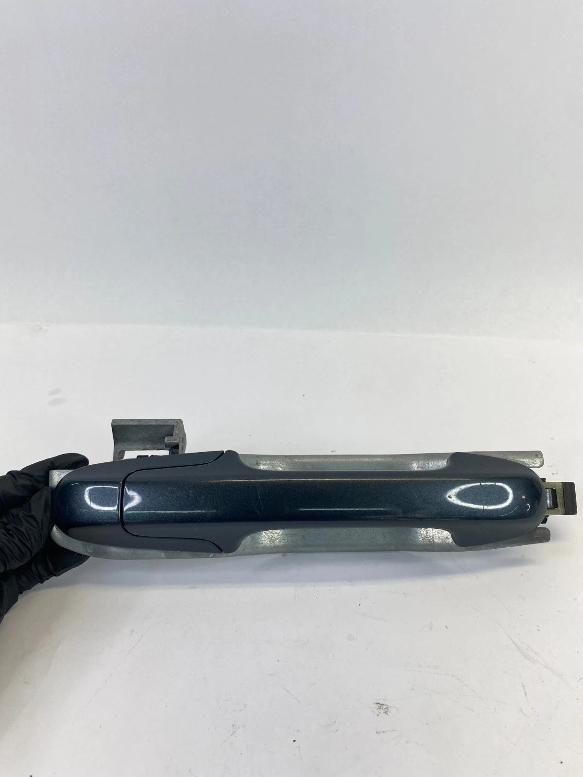 2003-2007 HONDA ACCORD SEDAN REAR RIGHT OUTER DOOR HANDLE GRAPHITE OEM