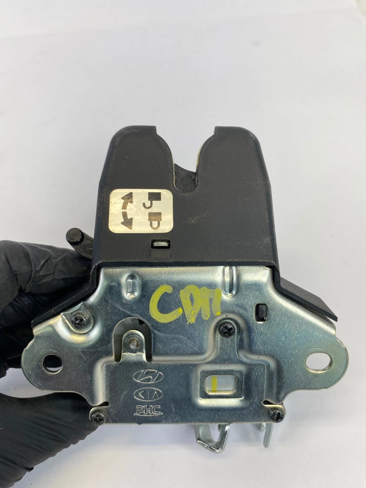 2011-2015 HYUNDAI SONATA TRUNK LID LATCH LOCK ACTUATOR MOTOR REAR OEM FACTORY