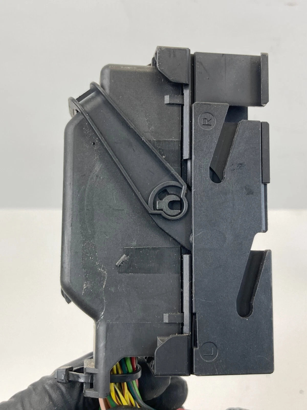 2007-2009 RANGE ROVER SPORT ABS ANTI LOCK BRAKE PUMP PLUG CONNECTOR SOCKET OEM
