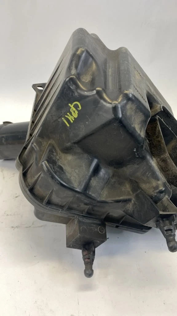 2007 2008 INFINITI G35 SEDAN DRIVER LEFT AIR INTAKE CLEANER BOX FILTER HOUSING
