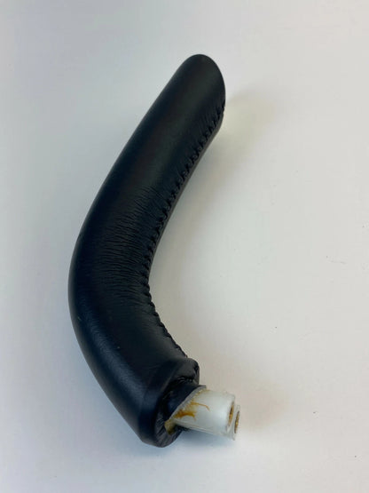 2004-2006 KIA AMANTI REAR LEFT SIDE DOOR PANEL GRAB GRIP PULL HANDLE RR LH OEM