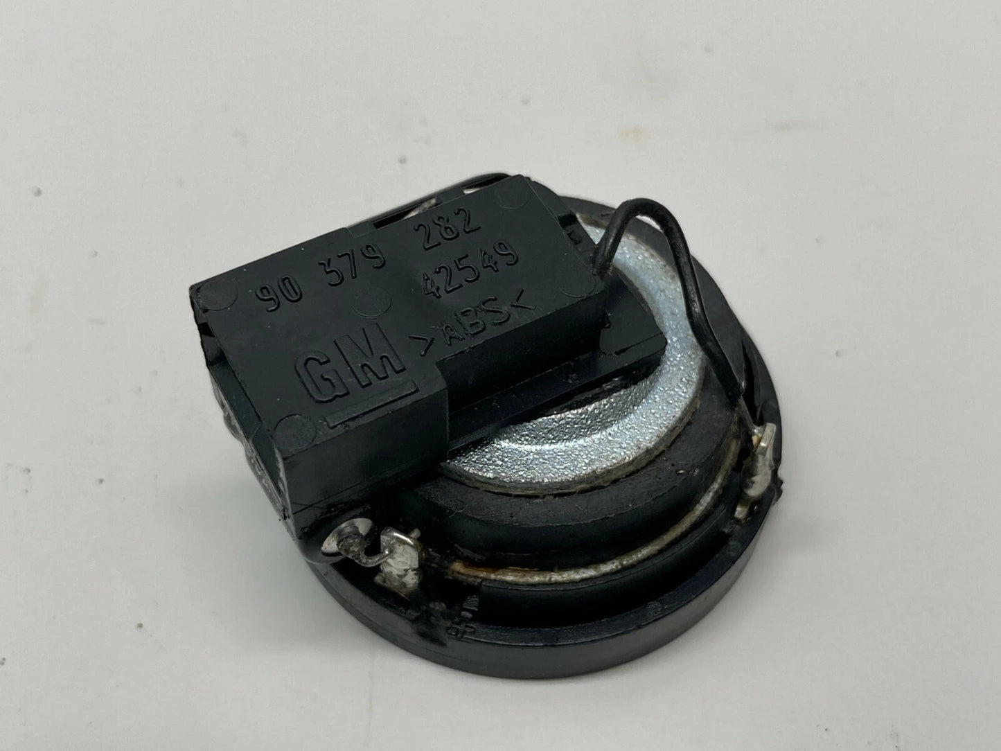 01-05 SATURN L300 SERIES FRONT RIGHT PASSENGER SIDE DOOR TWEETER 90379282 OEM