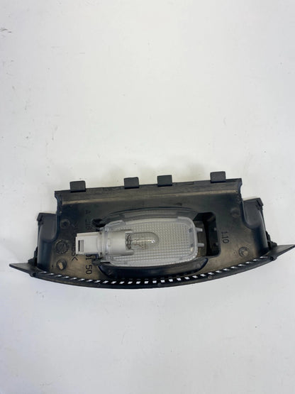 2007-2011 MERCEDES-BENZ CLS550 CENTER CONSOLE ARMREST STORAGE LIGHT LAMP OEM