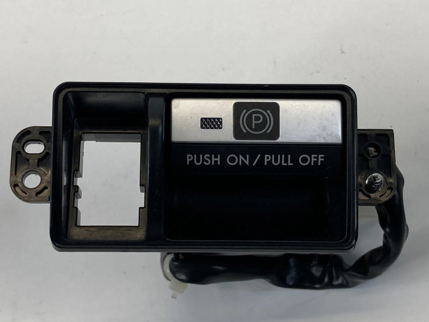 2010-2014 SUBARU OUTBACK 4DR WAGON DASH PARKING AID CONTROL SWITCH BUTTON 15C357