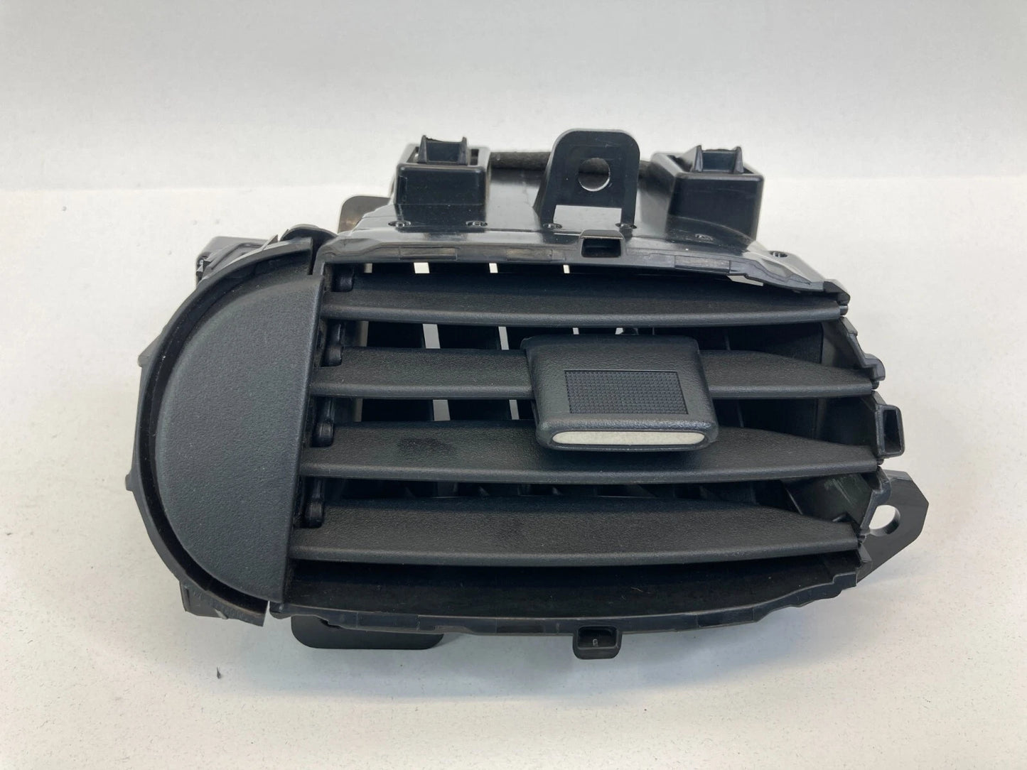 2009-2014 NISSAN CUBE CENTER LEFT DASH AC AIR VENT DUCT GRILLE 68751-1FA0A OEM