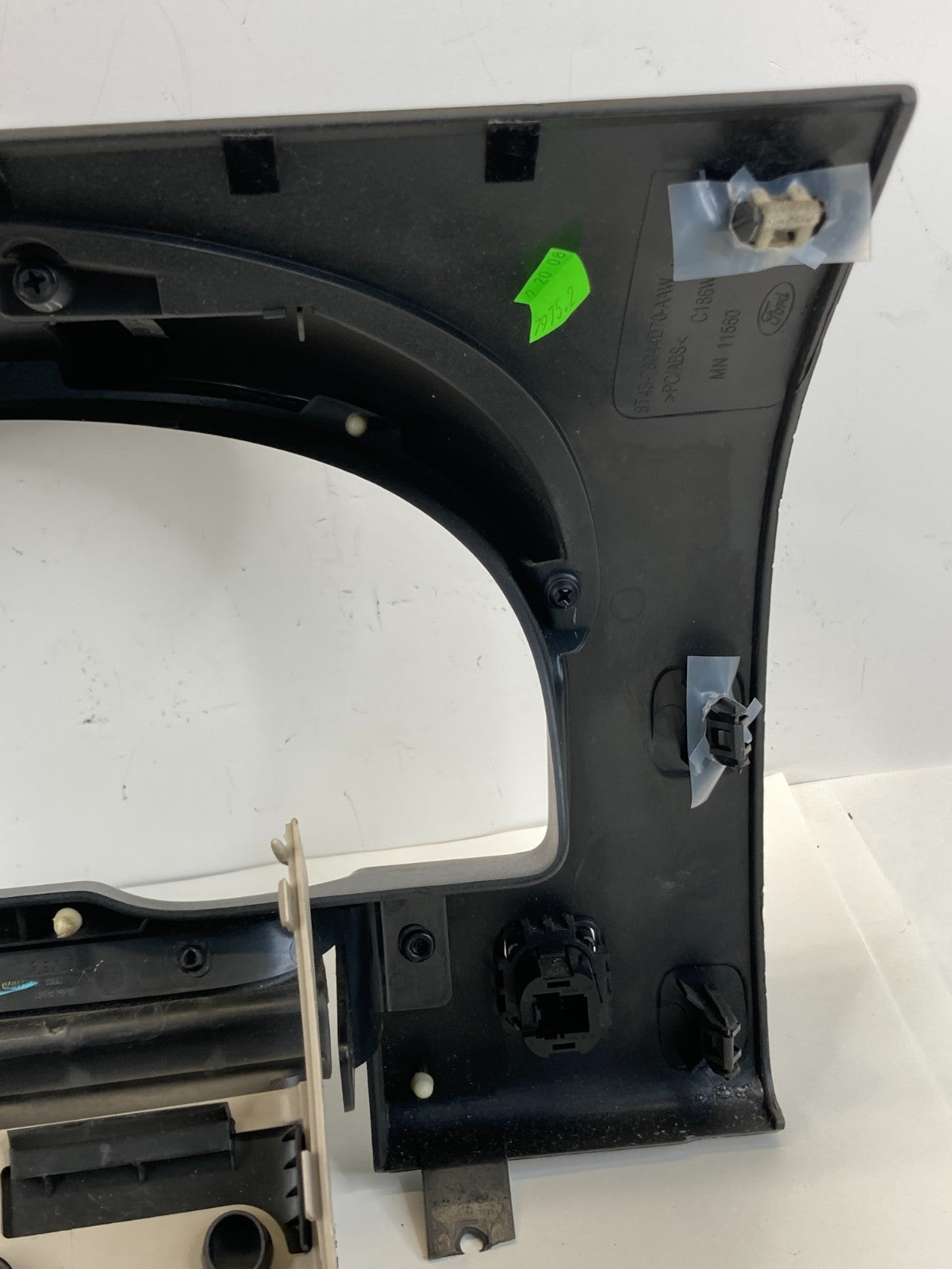 08-10 Ford Edge Speedometer Cluster Dash Bezel Trim W/ Column Cover 8T43-78044D