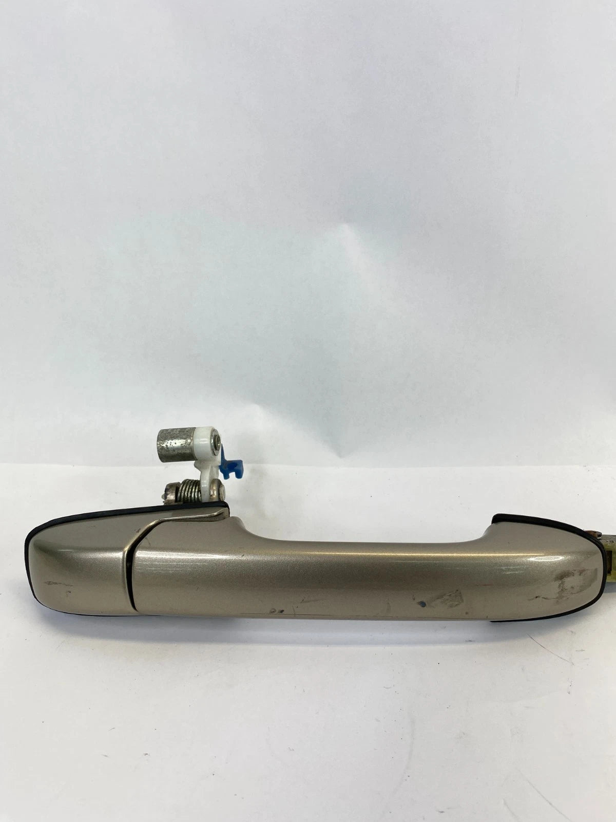 2006-2008 HONDA PILOT FRONT RIGHT SIDE OUTER EXTERIOR DOOR HANDLE ASSY OEM