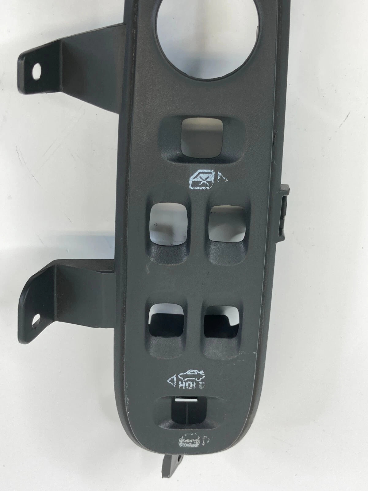 04-08 PONTIAC GRAND PRIX FRONT LEFT SIDE DOOR MASTER WINDOW SWITCH TRIM BEZEL