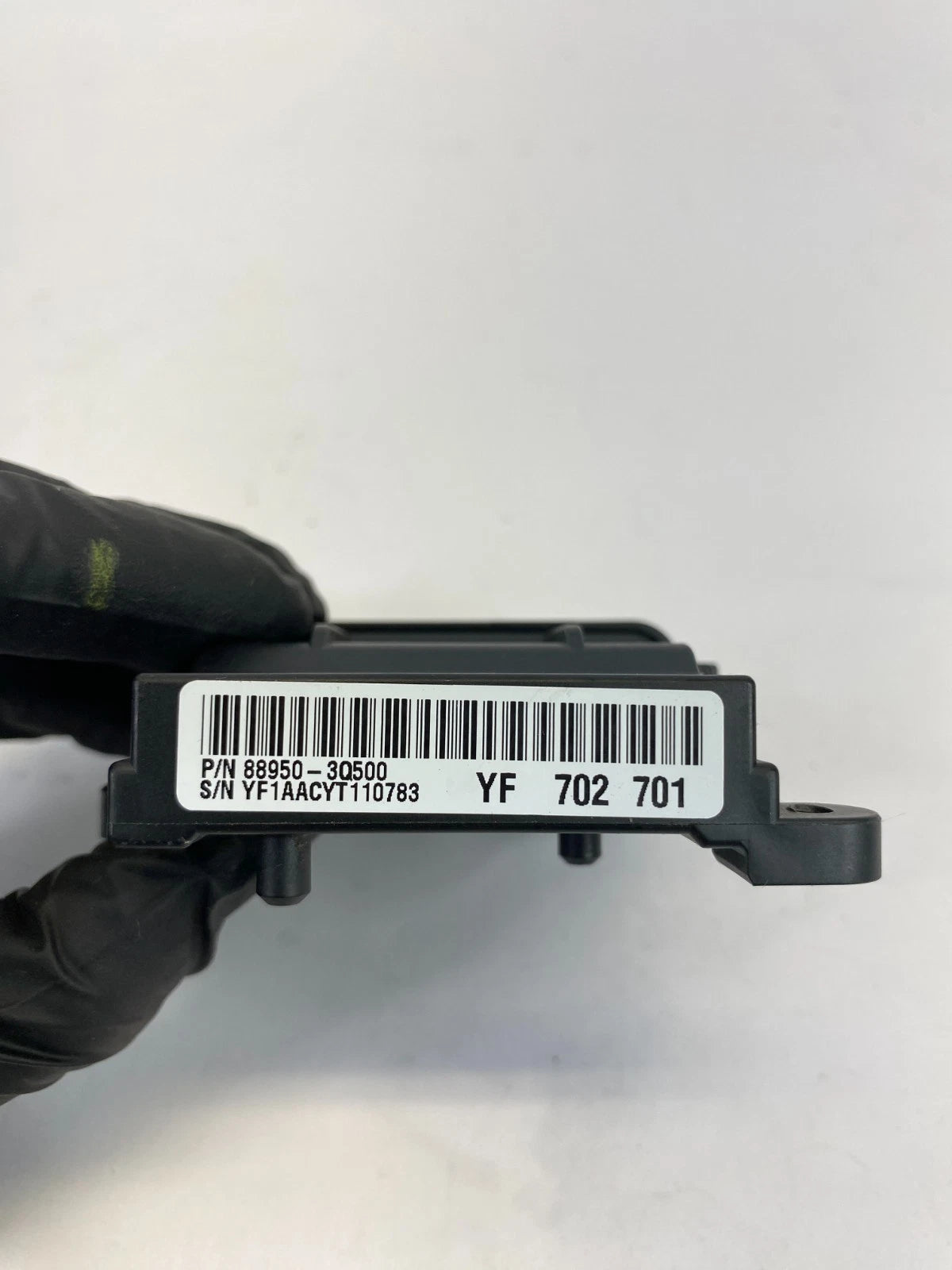 11-14 HYUNDAI SONATA PASSENGER SEAT OCCUPANT MODULE SENSOR 88950-3Q500 OEM