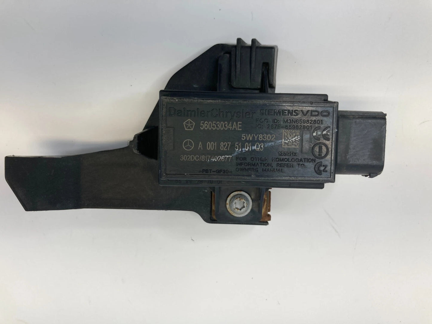 2009 2010 VOLKSWAGEN ROUTAN RIGH SIDE TIRE PRESSURE MONITORING MODULE 56053034AE