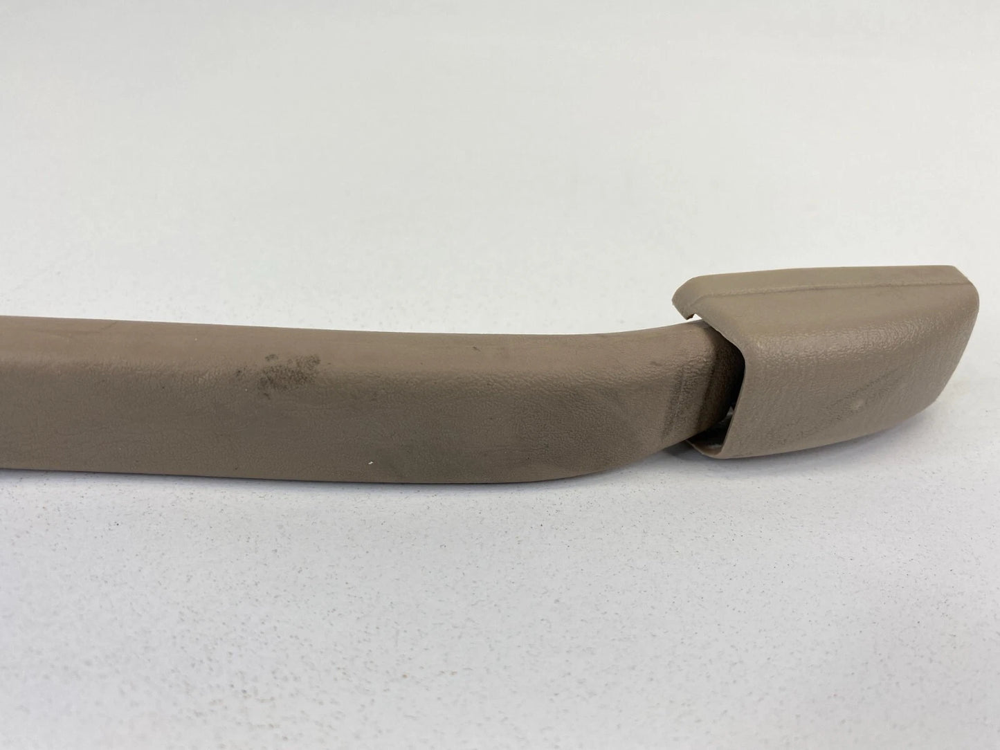 1997-2001 TOYOTA CAMRY REAR ROOF INTERIOR INNER GRAB GRIP HANDLE 74619-AA010