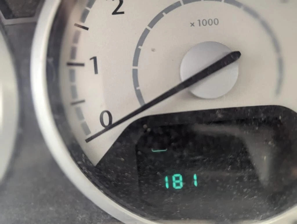 08 CHRYSLER TOWN & COUNTRY DASH CLUSTER SPEEDOMETER GAUGES 181K MILES 5082775AH