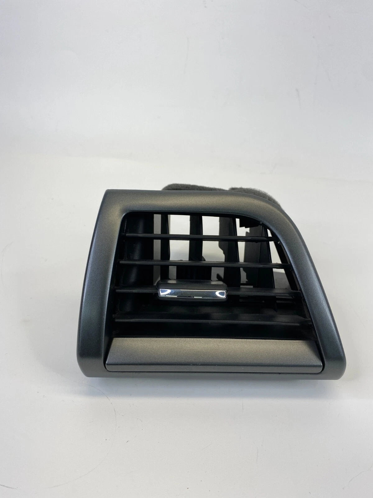2013-2016 FORD FUSION SE DASH LEFT SIDE OUTER AIR VENT GRILLE DS73-F018B09-BJW