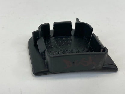 02-07 SATURN VUE DASH RIGHT SIDE BOLT SCREW COVER BEZEL TRIM COVER 22684444 OEM
