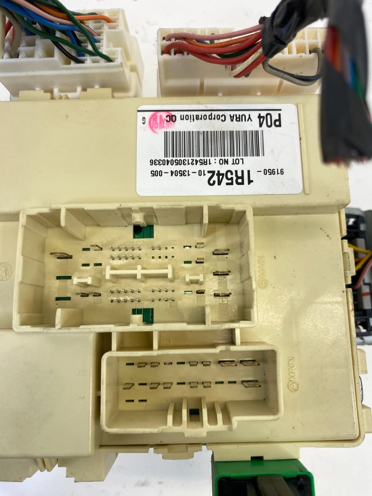 2013 HYUNDAI ACCENT 1.6L INTERIOR FUSE BOX RELAY CABIN JUNCTION 91950-1R542 OEM