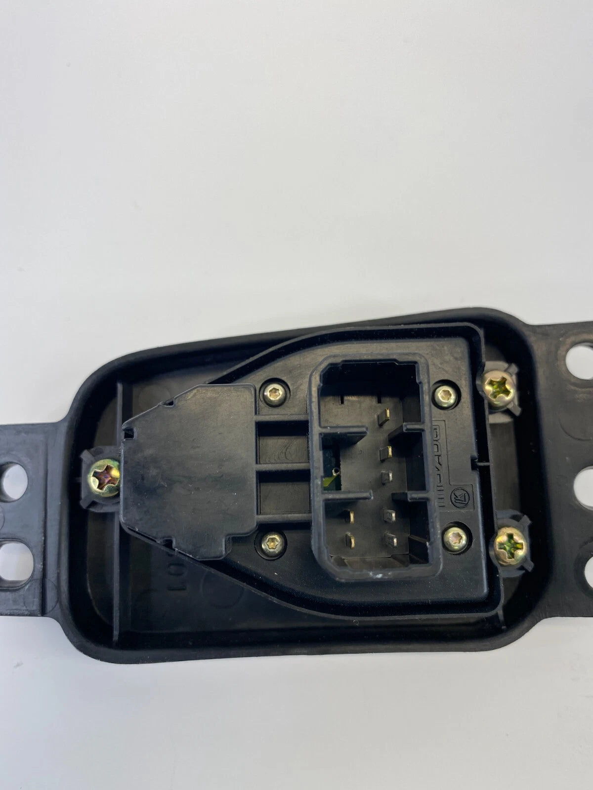 2000 2001 MAZDA MPV SIDE VIEW POWER DOOR MIRROR CONTROL SWITCH BJOE-66-600 OEM