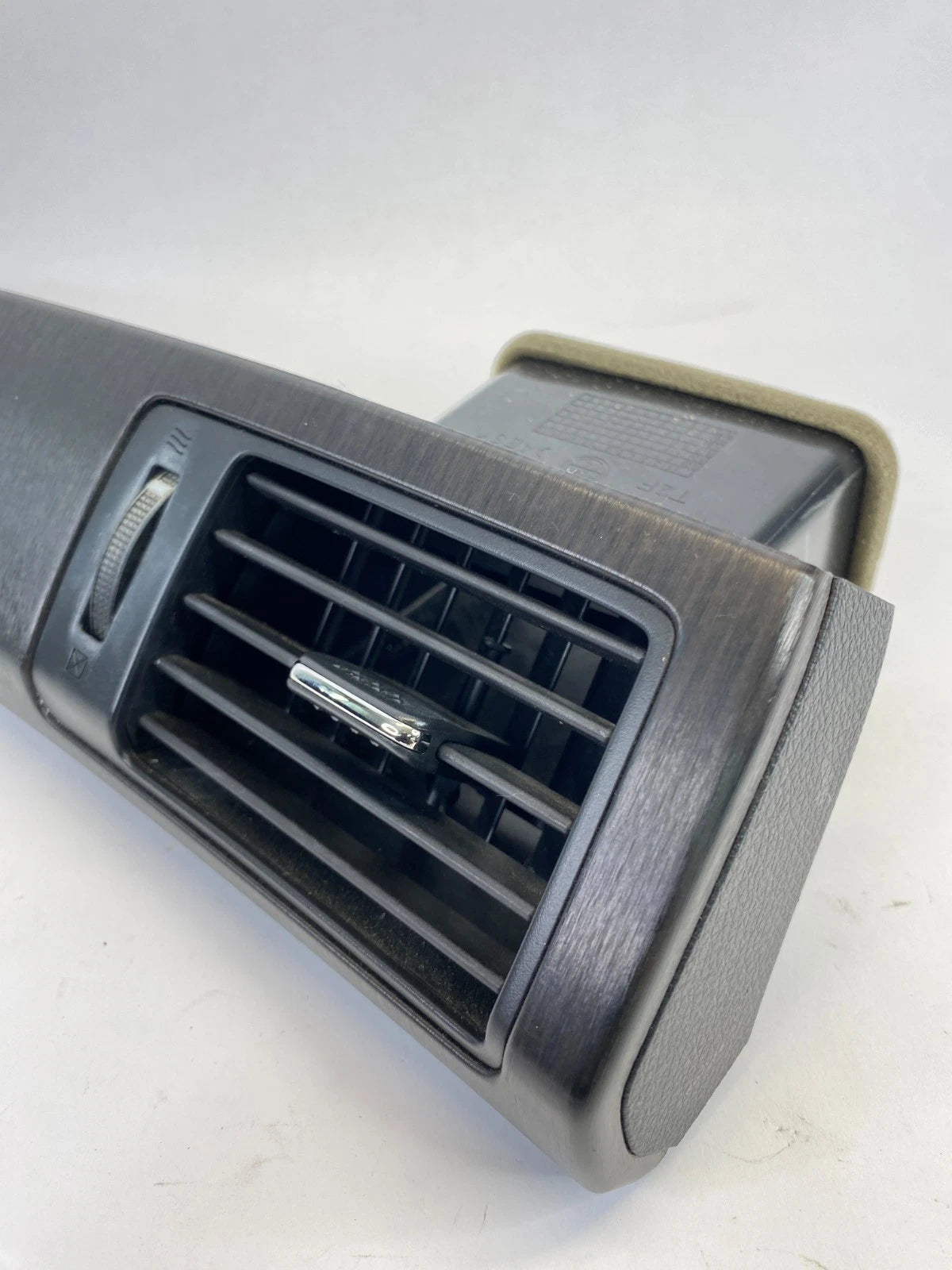 2013-2015 HONDA ACCORD LEFT OUTER DASH AC AIR VENT W TRIM BEZEL 77630-T2F-A0 OEM