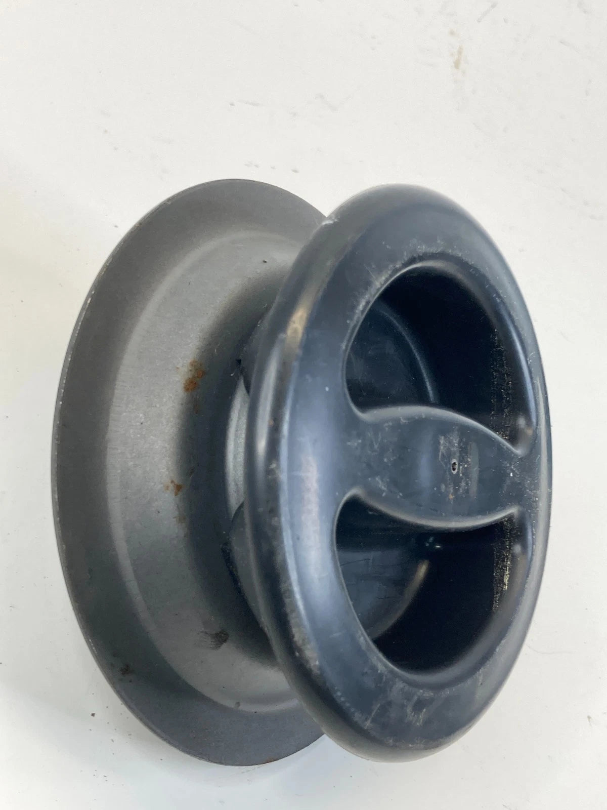 2012-2015 CHEVROLET CAPTIVA SPORT SPARE TIRE HOLDER RETAINER HOLD DOWN BOLT ASSY