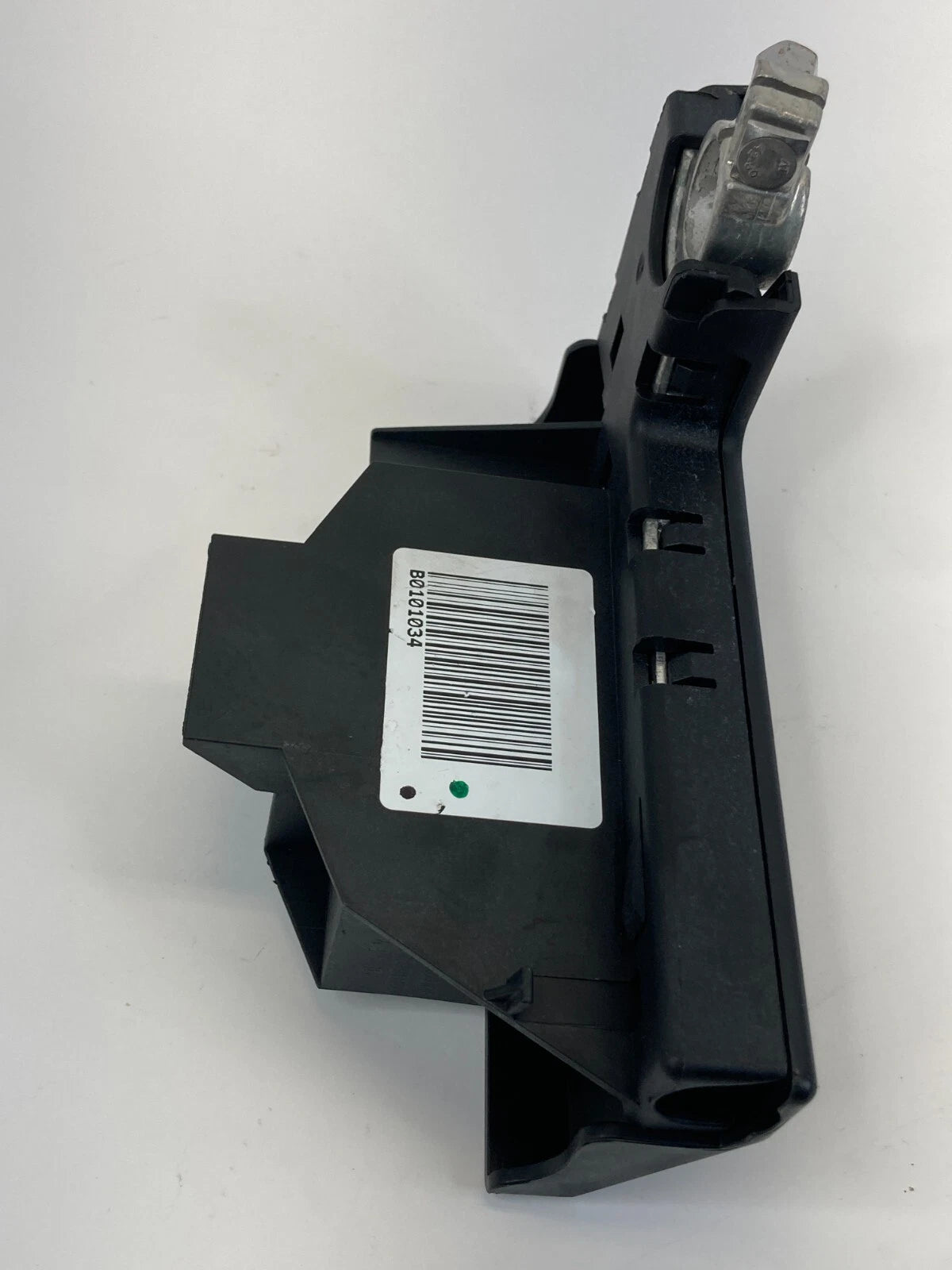 2009-2016 AUDI A4 2.0L 16V POSITIVE BATTERY TERMINAL CONNECTOR 4F0-915-519 OEM