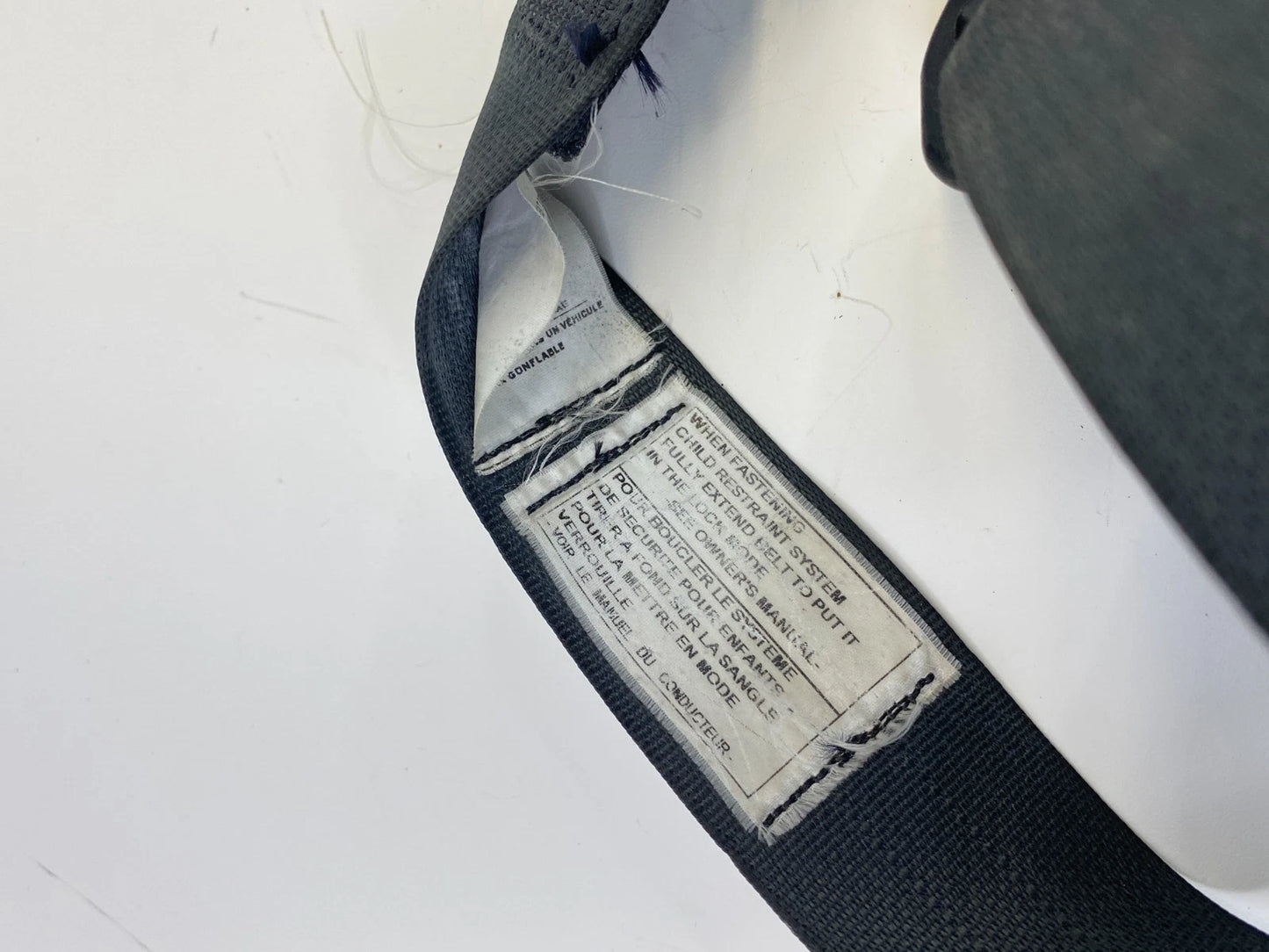 11-13 HYUNDAI ELANTRA SEDAN FRONT RIGHT PASSENGER SIDE SEAT BELT RETRACTOR OEM