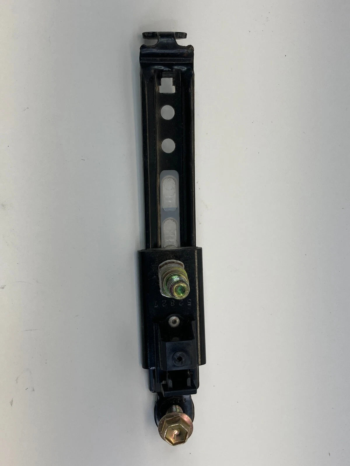 2002-2006 TOYOTA CAMRY SEDAN 4-DR FRONT LEFT SEAT BELT HEIGHT ADJUSTER ASSEMBLY